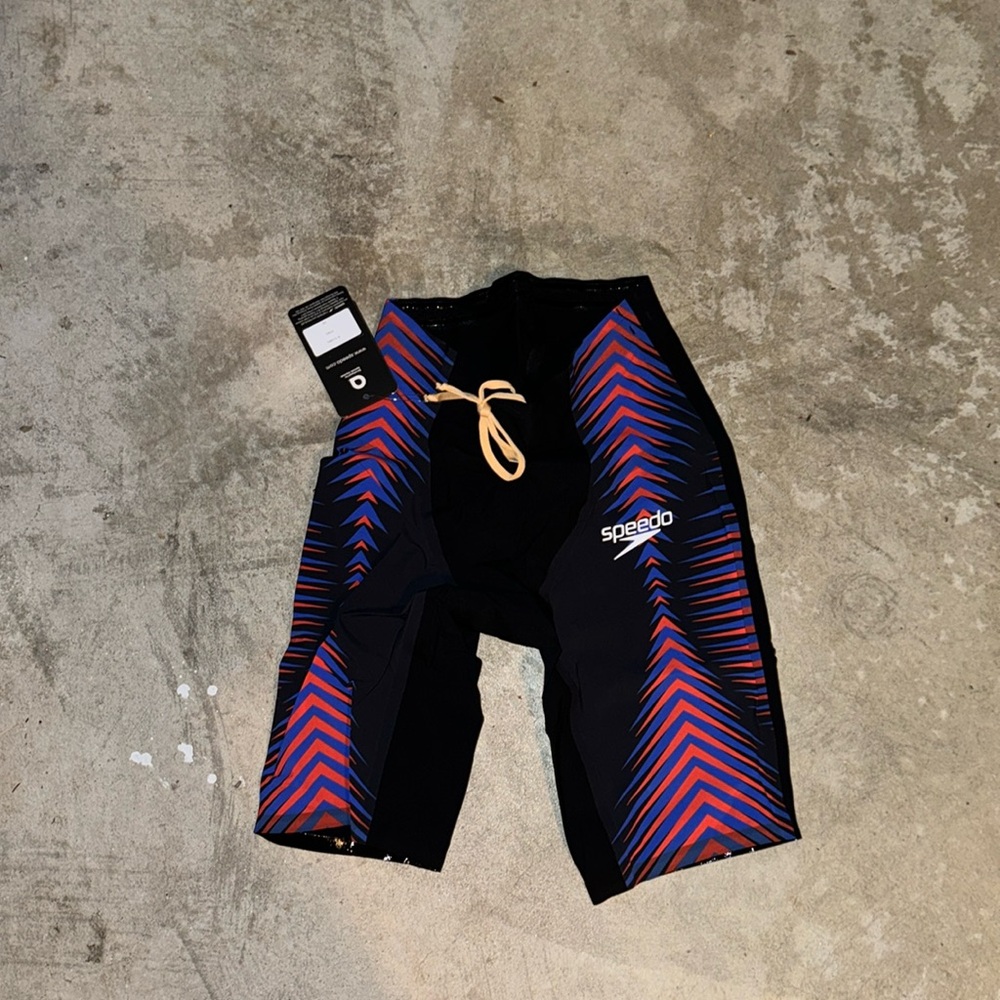speedo make tech suit lzr pure valor male